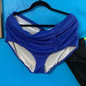 Torrid size 3 swim bottoms